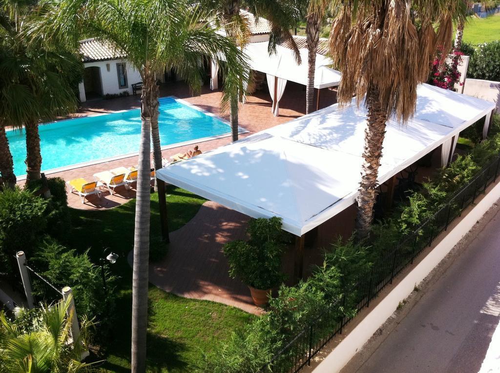 Hotel Redebora Torregrotta ภายนอก รูปภาพ