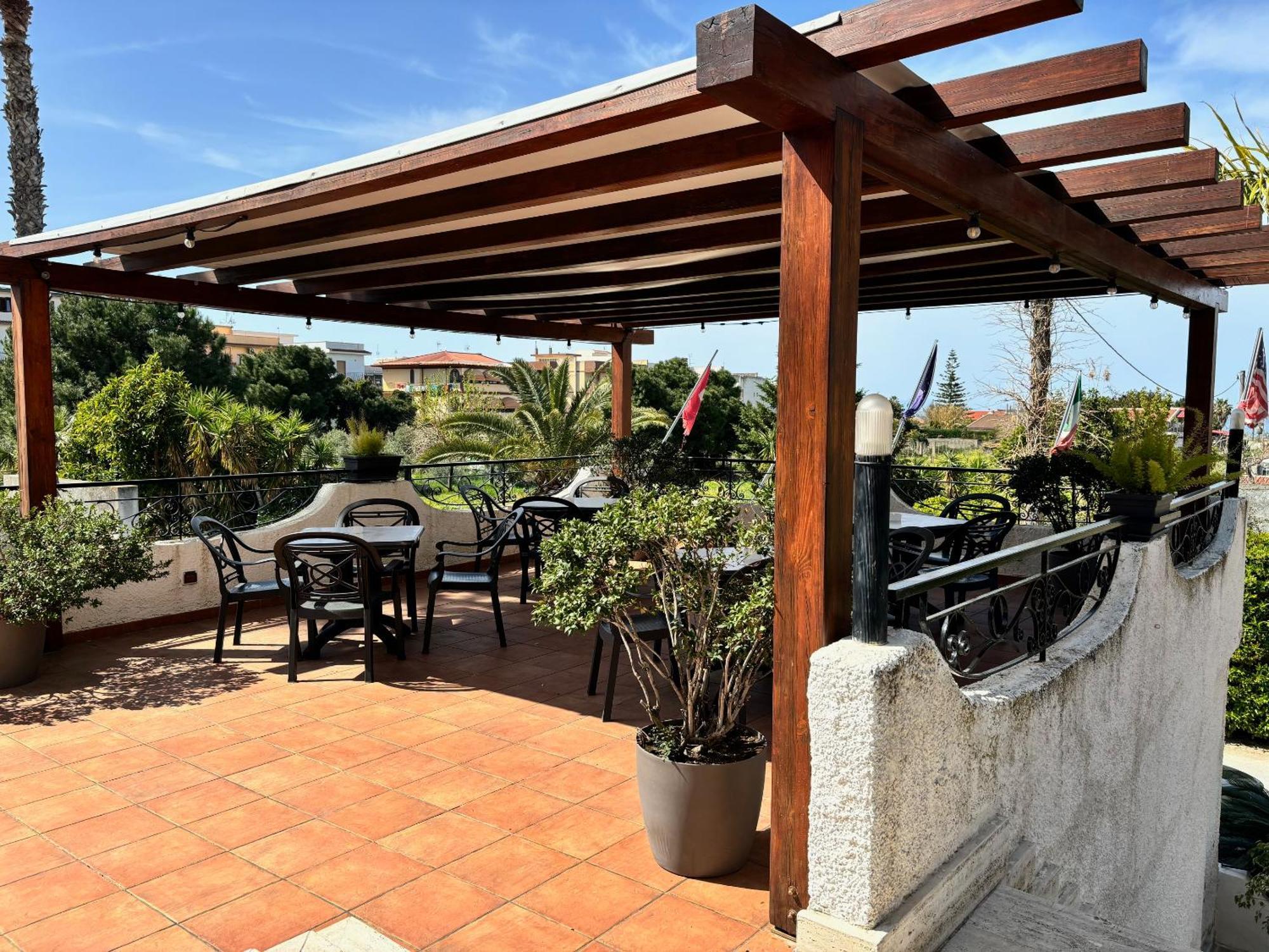 Hotel Redebora Torregrotta ภายนอก รูปภาพ